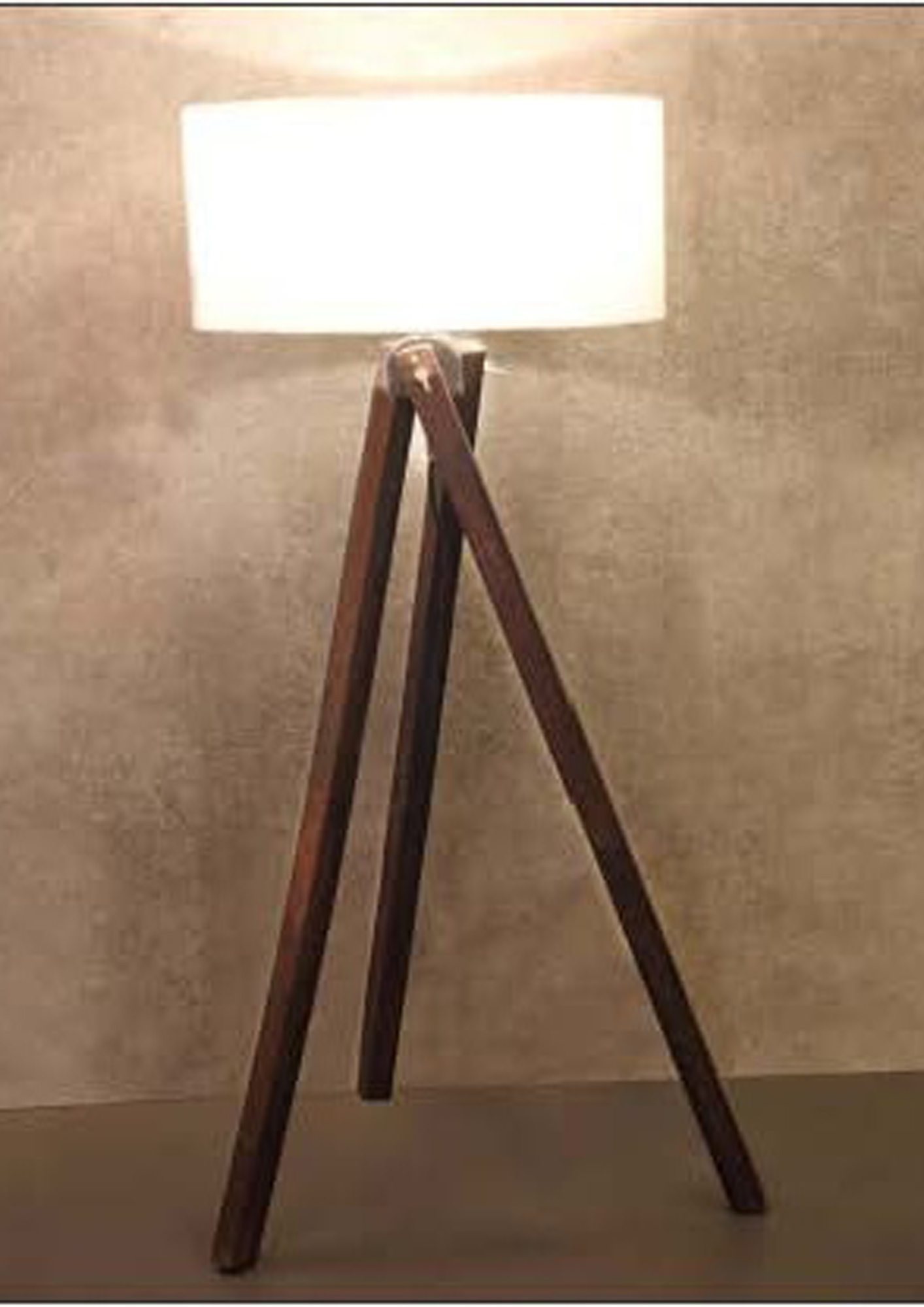 Beyond Lights - Wood Tripod Lamp- GL